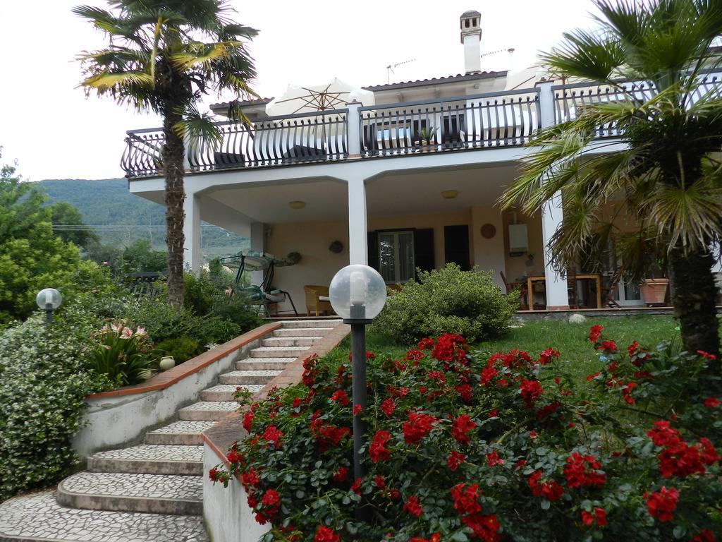 טרני B&B Villa Maria מראה חיצוני תמונה