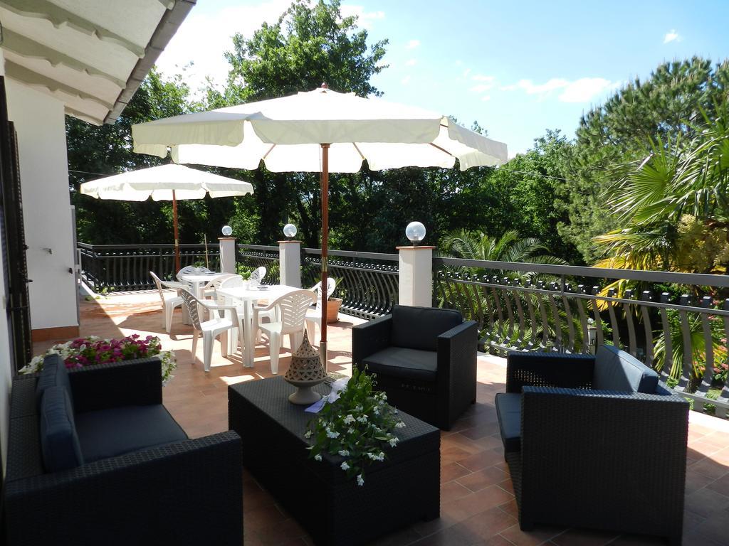 טרני B&B Villa Maria מראה חיצוני תמונה